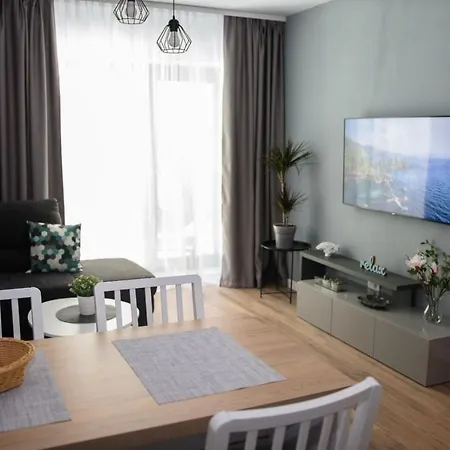 Nikolo Sea View 아파트 *